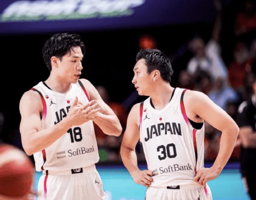 日本男篮耻, 真是太可笑, 老说他回来